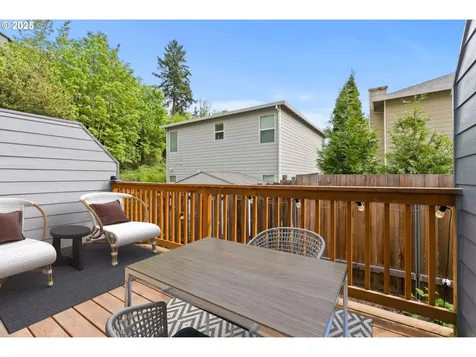 4710 SW 2nd Avenue Portland OR 97239