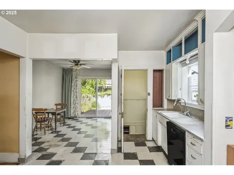 4024 SE 28th Avenue Portland OR 97202