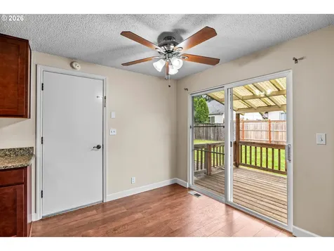 657 61st Street Springfield OR 97478