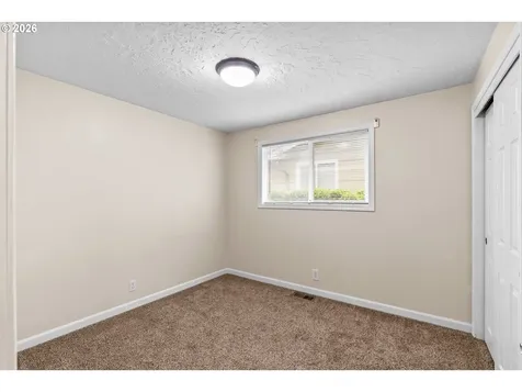 657 61st Street Springfield OR 97478
