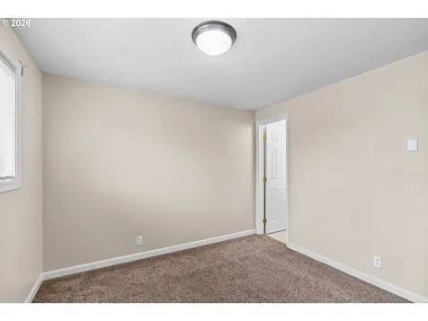 657 61st Street Springfield OR 97478