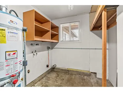 657 61st Street Springfield OR 97478
