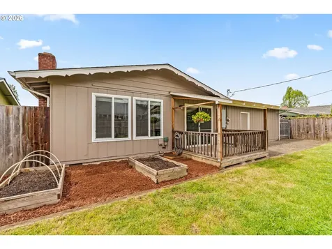 657 61st Street Springfield OR 97478