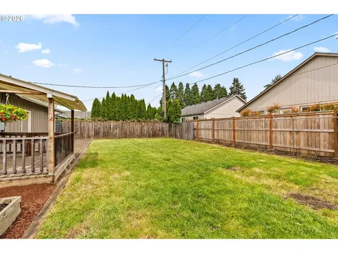 657 61st Street Springfield OR 97478