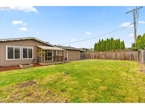 657 61st Street Springfield OR 97478