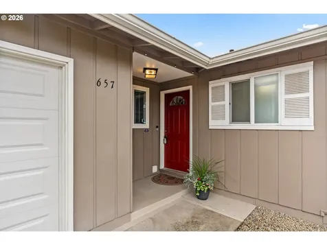 657 61st Street Springfield OR 97478