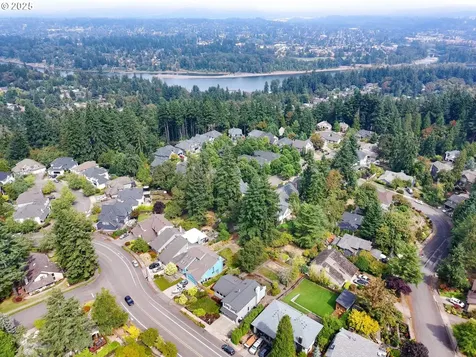 5219 Summit Street West Linn OR 97068