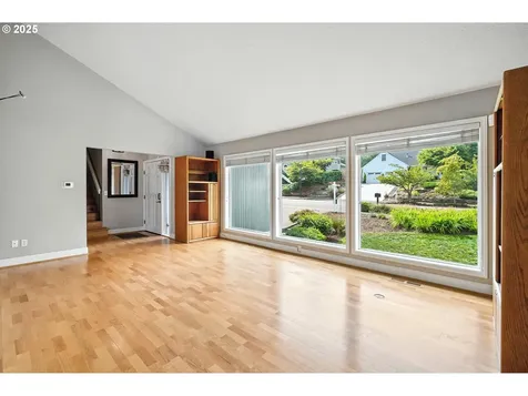 5219 Summit Street West Linn OR 97068
