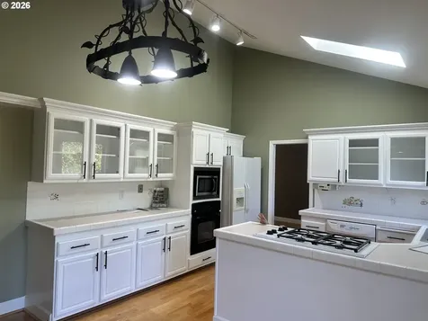 5219 Summit Street West Linn OR 97068