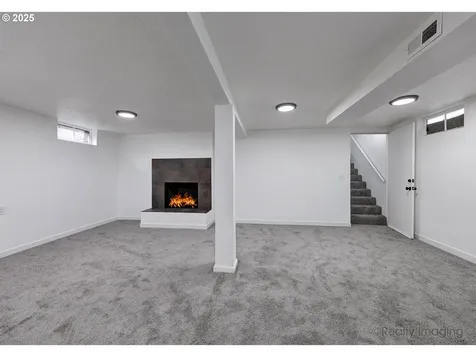 1710 SE 181st Avenue Portland OR 97233