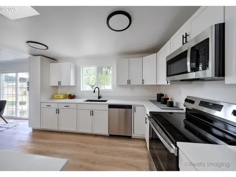 1710 SE 181st Avenue Portland OR 97233