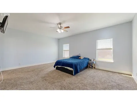 915 SW Coyote Drive Hermiston OR 97838