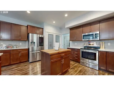915 SW Coyote Drive Hermiston OR 97838