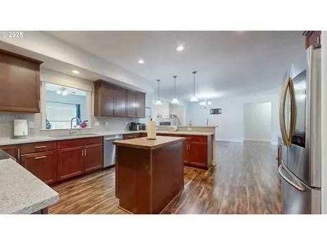 915 SW Coyote Drive Hermiston OR 97838