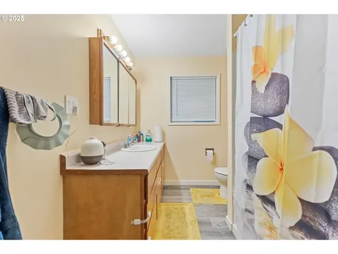 3105 SE 109th Avenue Portland OR 97266