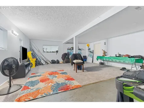 3105 SE 109th Avenue Portland OR 97266