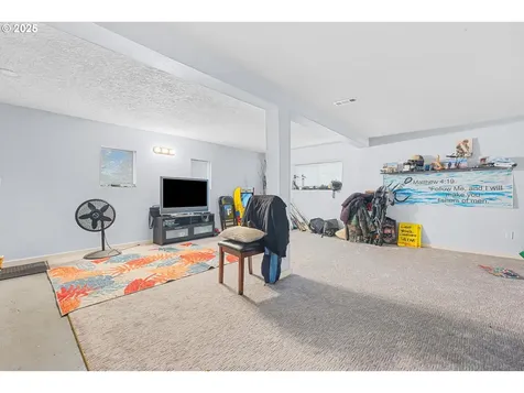 3105 SE 109th Avenue Portland OR 97266