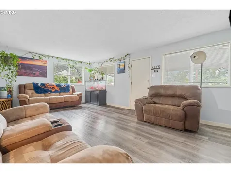 3105 SE 109th Avenue Portland OR 97266