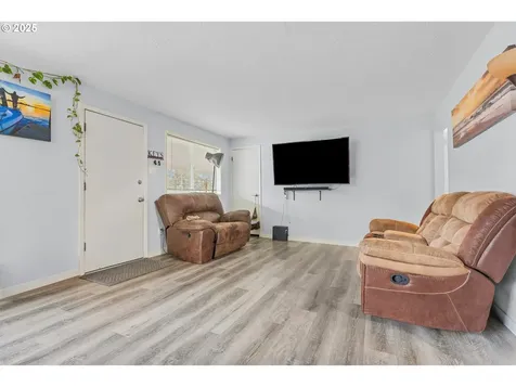 3105 SE 109th Avenue Portland OR 97266