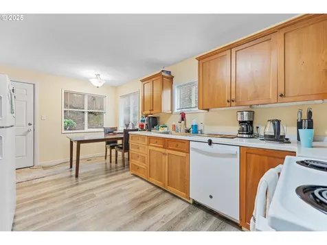 3105 SE 109th Avenue Portland OR 97266