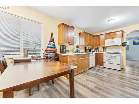 3105 SE 109th Avenue Portland OR 97266