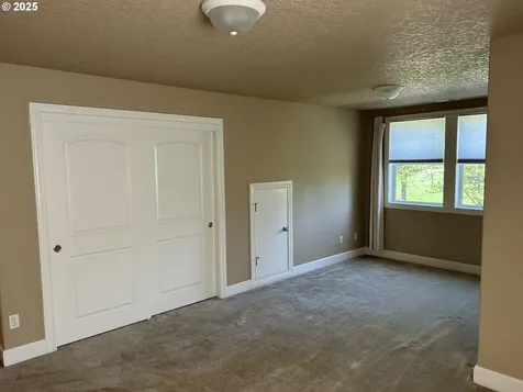11606 SE Aerie Crescent Road Happy Valley OR 97086
