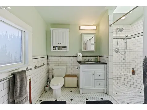 456 SE 6th Avenue Hillsboro OR 97123