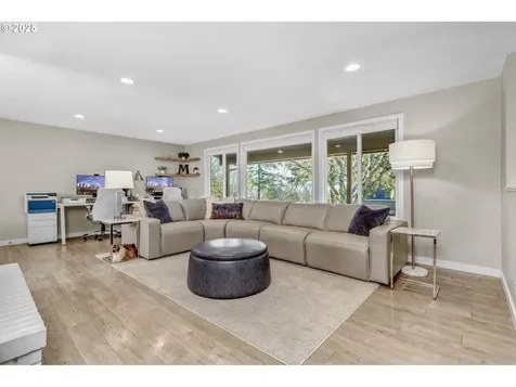 15935 SW Bull Mountain Road Portland OR 97224