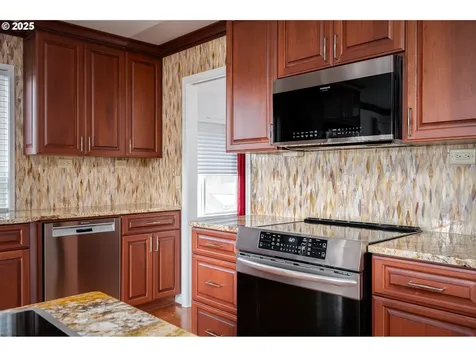 1862 Boulder Ridge Court NW Salem OR 97304