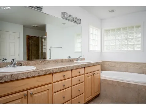 1862 Boulder Ridge Court NW Salem OR 97304