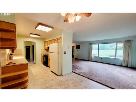 2965 S Myrtle Road Myrtle Creek OR 97457