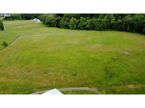 2965 S Myrtle Road Myrtle Creek OR 97457