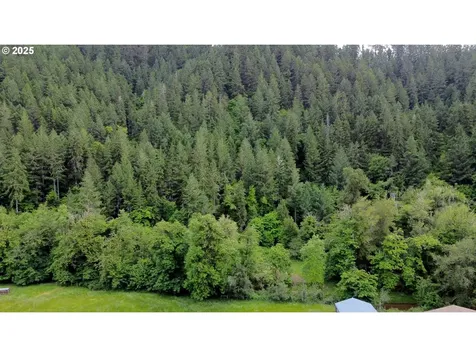 2965 S Myrtle Road Myrtle Creek OR 97457