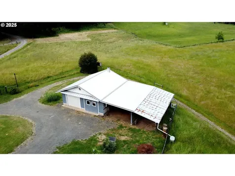 2965 S Myrtle Road Myrtle Creek OR 97457