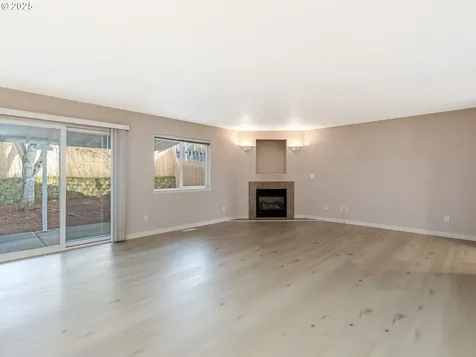 19058 Barrington Avenue Sandy OR 97055