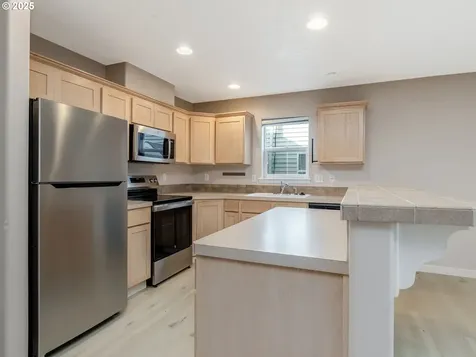 19058 Barrington Avenue Sandy OR 97055