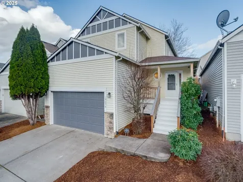 19058 Barrington Avenue Sandy OR 97055