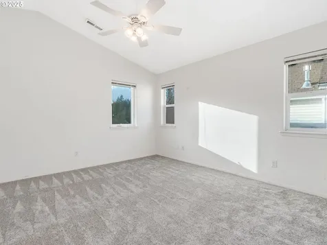 19058 Barrington Avenue Sandy OR 97055