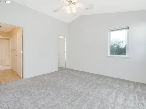 19058 Barrington Avenue Sandy OR 97055