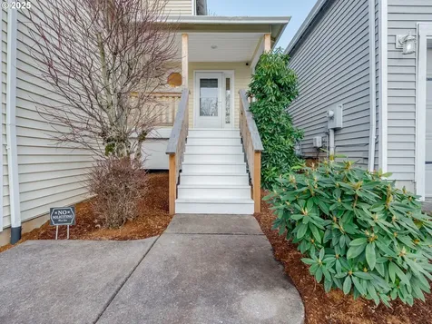 19058 Barrington Avenue Sandy OR 97055