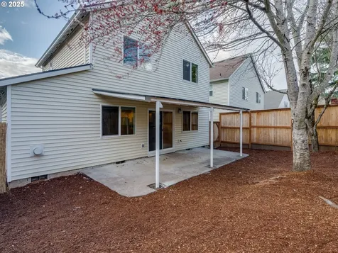 19058 Barrington Avenue Sandy OR 97055
