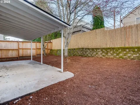 19058 Barrington Avenue Sandy OR 97055