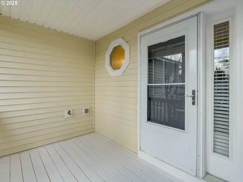 19058 Barrington Avenue Sandy OR 97055