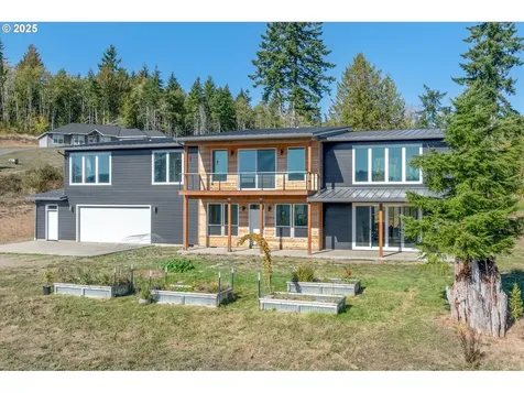 109 Stewart Spur 1 Kelso WA 98626