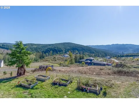 109 Stewart Spur 1 Kelso WA 98626