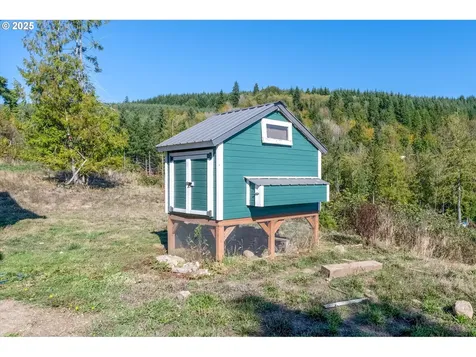109 Stewart Spur 1 Kelso WA 98626