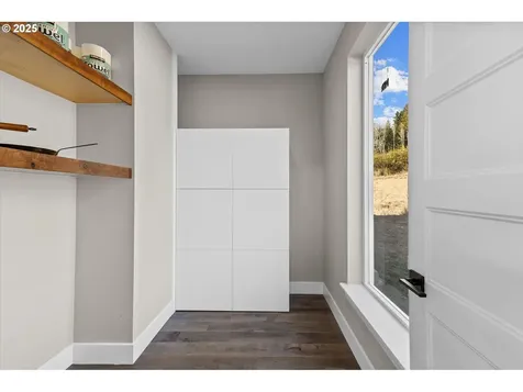 109 Stewart Spur 1 Kelso WA 98626