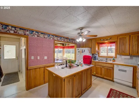 35539 Little Walluski Lane Astoria OR 97103