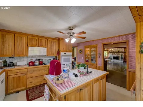 35539 Little Walluski Lane Astoria OR 97103
