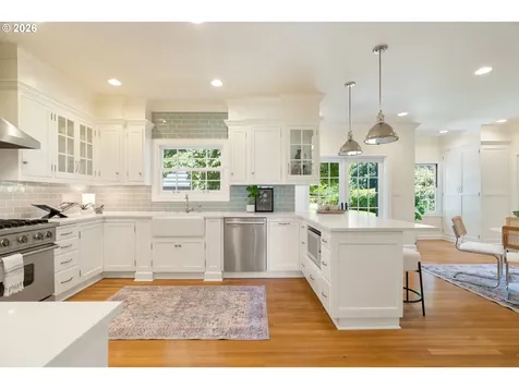 3257 NE Us Grant Place Portland OR 97212